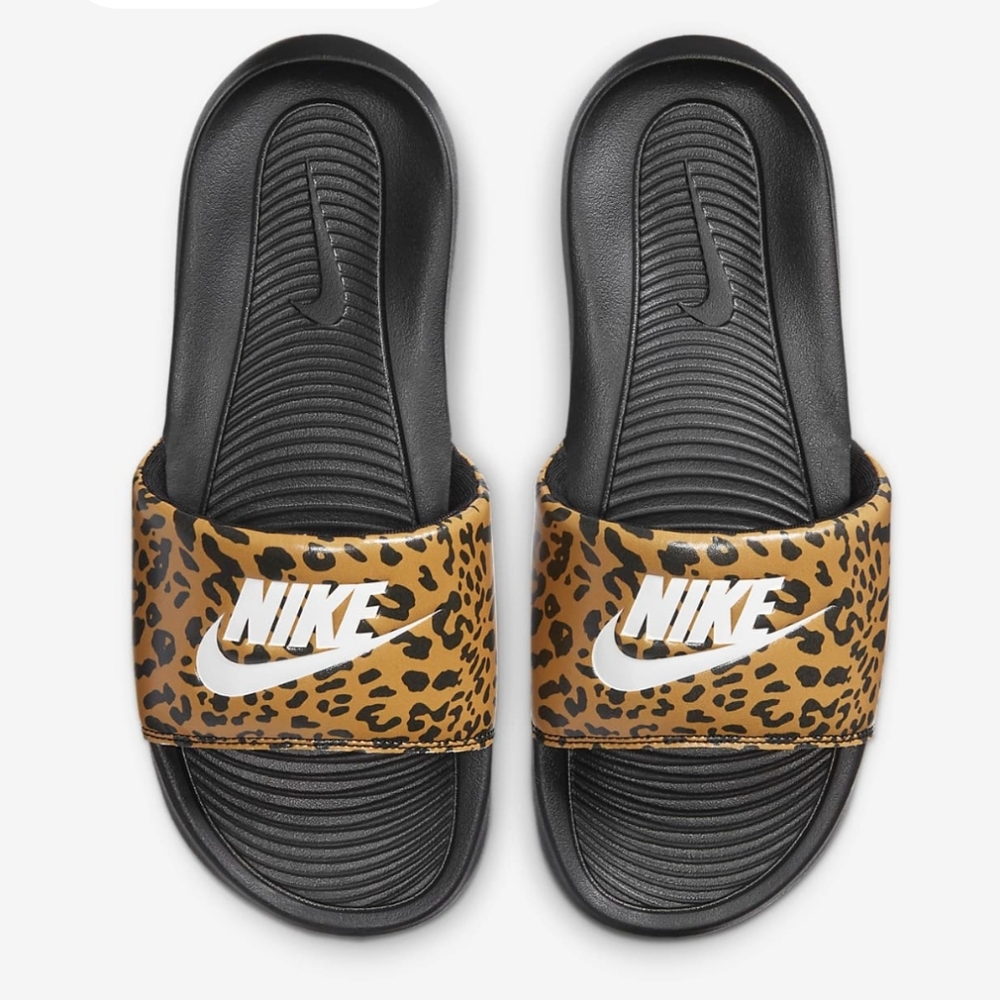 Women's Nike Victoria One Slides - Picture 6 of 12